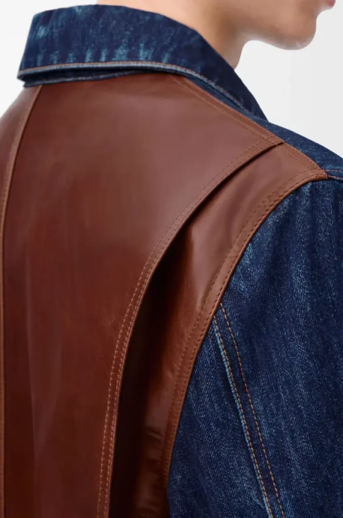 Chaqueta híbrida de denim y piel de becerro napa. Denim crudo Chaqueta híbrida de denim y piel de becerro napa. Denim crudo