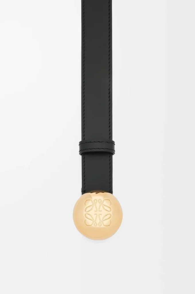 Cinturón Pebble de piel de becerro lisa Negro/Oro