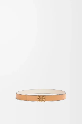 Cinturón reversible Anagram en piel de becerro lisa Warm Desert/Light Oat/Bronze