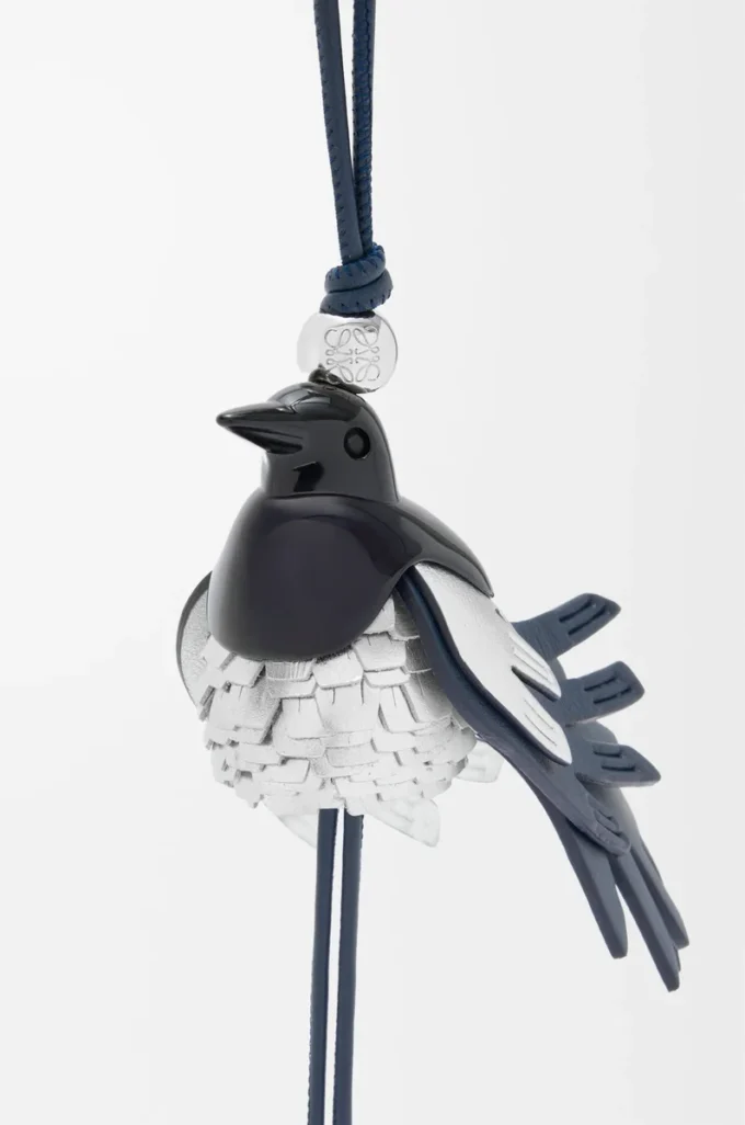 Colgante Magpie en piel de becerro clásica Negro/Plata