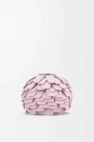 Dados con motivos florales en piel de becerro clásica rosa claro