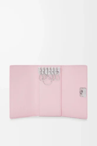 Estuche para llaves Anagram en piel de becerro granulada Blossom