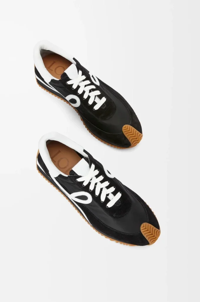 Flow Runner en nylon y ante Negro/Blanco