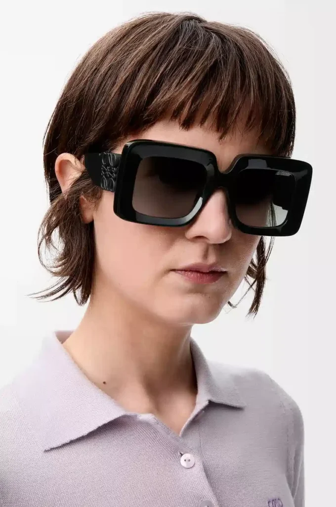 Gafas de sol Beveled Square Maxi Anagram Negro