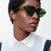 Gafas de sol con forma de flor verde cactus