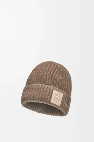 Gorro de cachemira en color beige