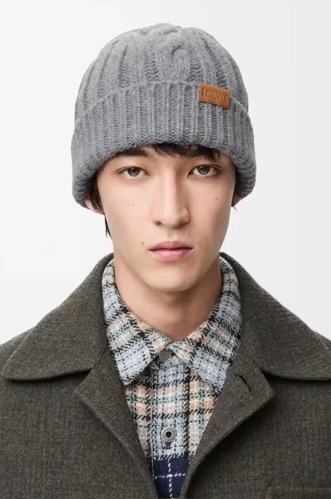 Gorro de lana gris jaspeado Gorro de lana gris jaspeado