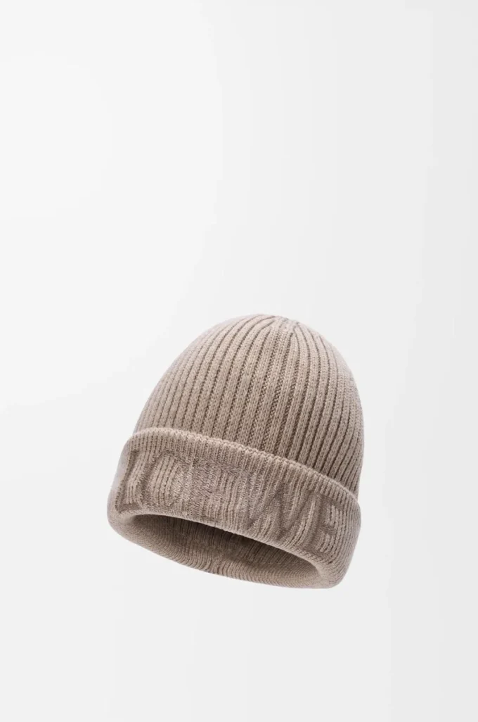 Gorro LOEWE de lana en color beige oscuro Gorro LOEWE de lana en color beige oscuro