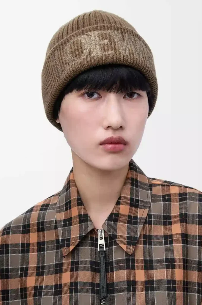 Gorro LOEWE de lana marrón claro Gorro LOEWE de lana marrón claro
