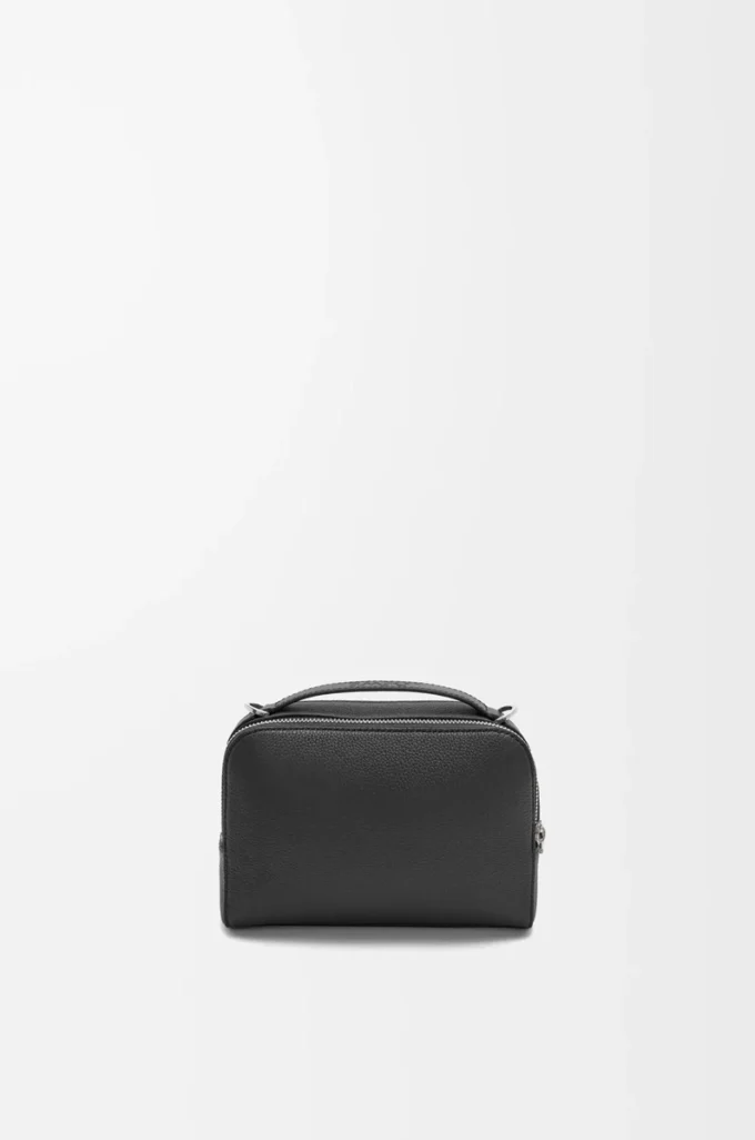 Mini bolso bandolera para cámara en piel de becerro granulada suave, color negro Mini bolso bandolera para cámara en piel de becerro granulada suave, color negro
