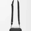Mini bolso bandolera para cámara en piel de becerro granulada suave, color negro Mini bolso bandolera para cámara en piel de becerro granulada suave, color negro