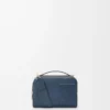 Mini bolso bandolera para cámara en piel de becerro satinada teñida en índigo Mini bolso bandolera para cámara en piel de becerro satinada teñida en índigo