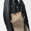 Mini bolso de mano Flamenco en piel de becerro napa arena Mini bolso de mano Flamenco en piel de becerro napa arena
