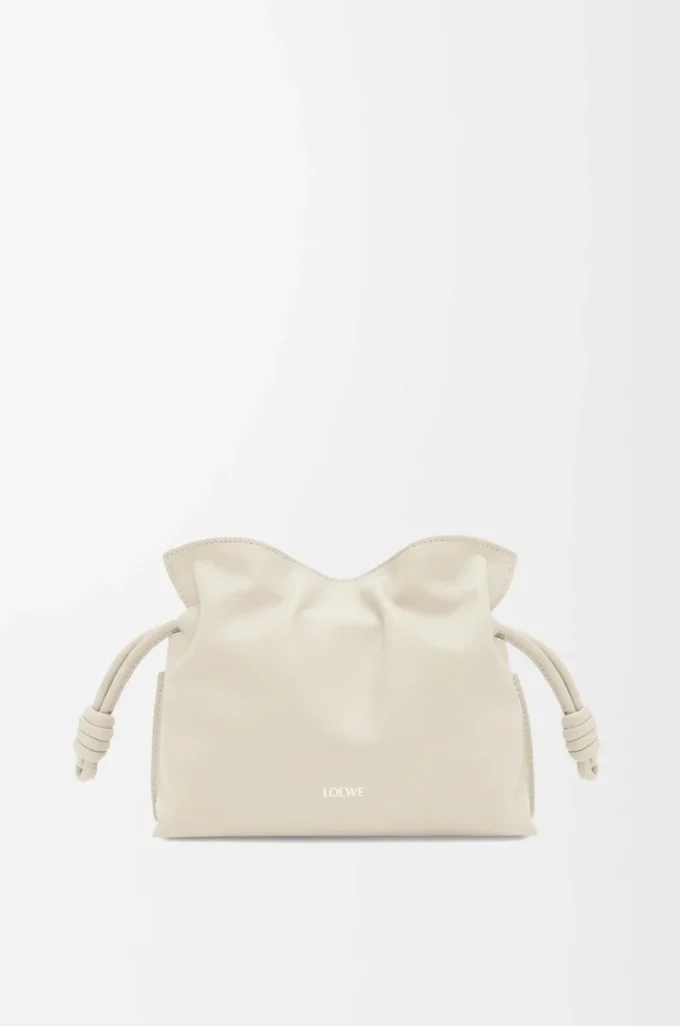 Mini bolso de mano Flamenco en piel de becerro napa Sea Salt Mini bolso de mano Flamenco en piel de becerro napa Sea Salt