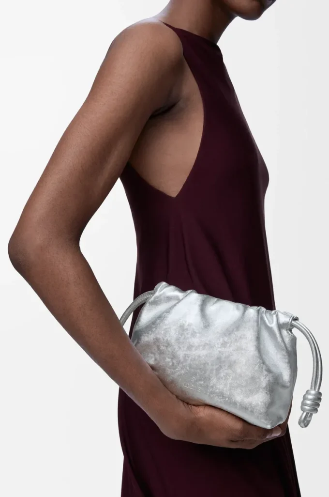 Mini bolso Flamenco en piel de becerro con estampado moiré Plata Mini bolso Flamenco en piel de becerro con estampado moiré Plata