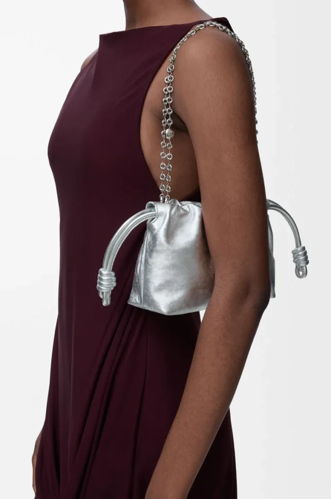 Mini bolso Flamenco en piel de becerro con estampado moiré Plata Mini bolso Flamenco en piel de becerro con estampado moiré Plata