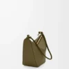 Mini Hammock hobo en piel de becerro clásica Dark Khaki Mini Hammock hobo en piel de becerro clásica Dark Khaki