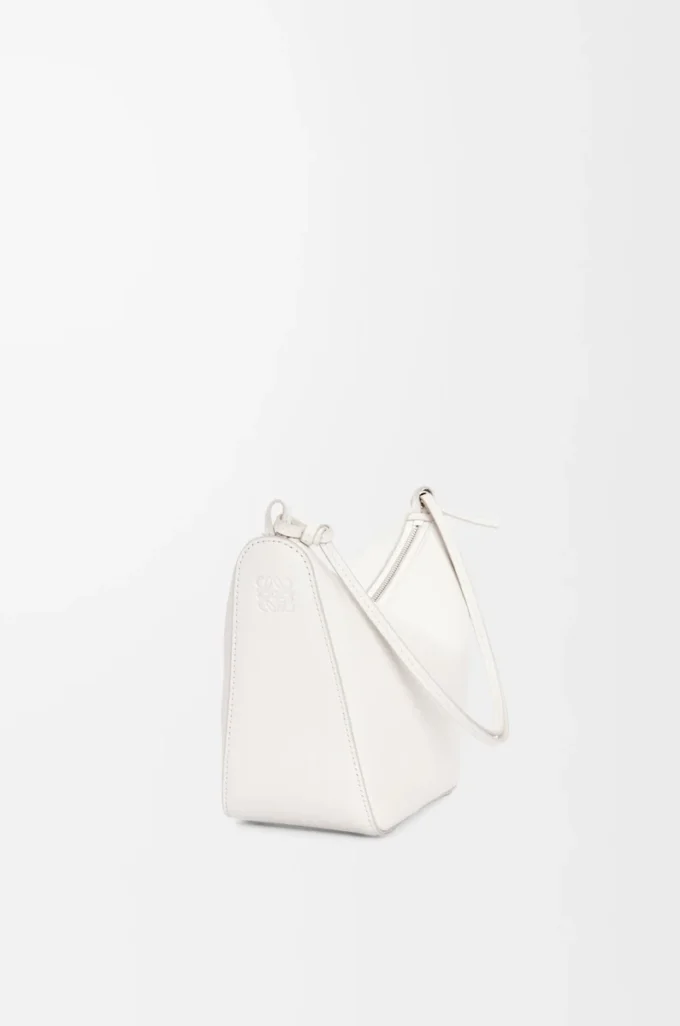 Mini Hammock hobo en piel de becerro clásica Soft White Mini Hammock hobo en piel de becerro clásica Soft White