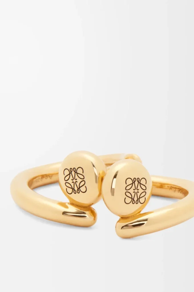 Mini pendientes de aro Anagram Pebble en plata de ley Oro Mini pendientes de aro Anagram Pebble en plata de ley Oro