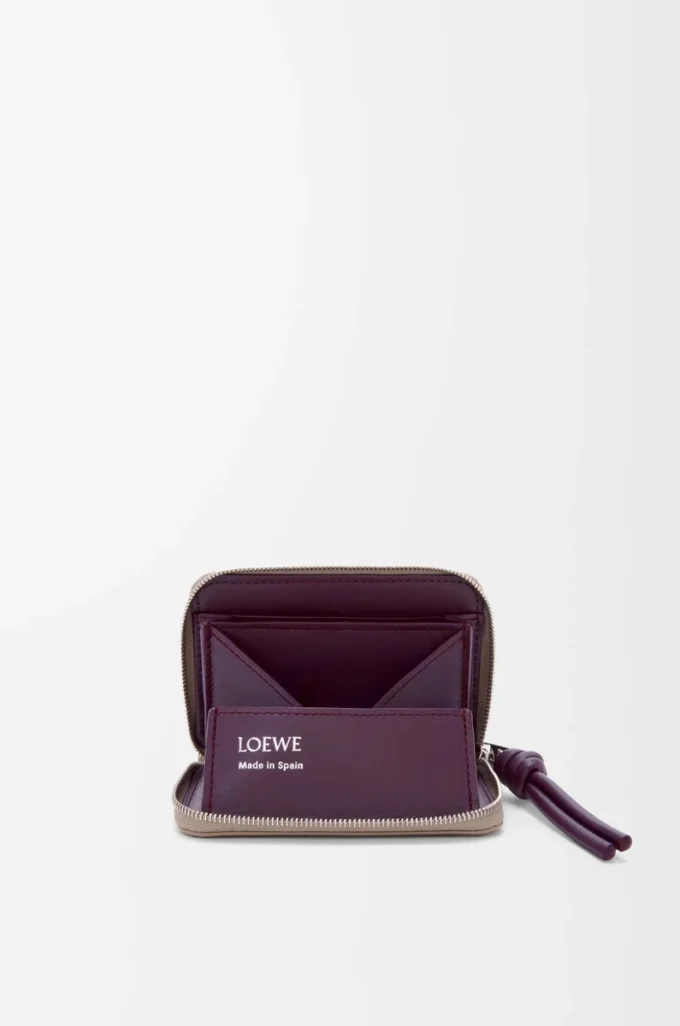 Monedero con cremallera en piel de becerro napa brillante Clay/Plum Monedero con cremallera en piel de becerro napa brillante Clay/Plum
