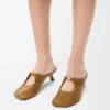 Mule Pebble Soft en piel de cordero napa Oak Mule Pebble Soft en piel de cordero napa Oak