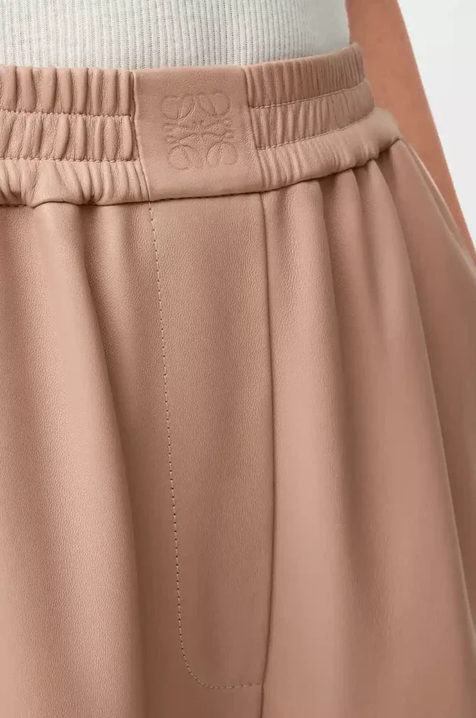 Pantalones acampanados de piel de cordero napa Beige Pantalones acampanados de piel de cordero napa Beige