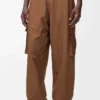 Pantalones cargo de tejido técnico color toffee Pantalones cargo de tejido técnico color toffee