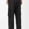Pantalones cargo de tejido técnico negro Pantalones cargo de tejido técnico negro