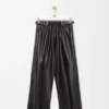 Pantalones con cinturón de piel de cordero napa. Negro Pantalones con cinturón de piel de cordero napa. Negro