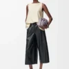 Pantalones cropped de piel de cordero napa. Negro Pantalones cropped de piel de cordero napa. Negro