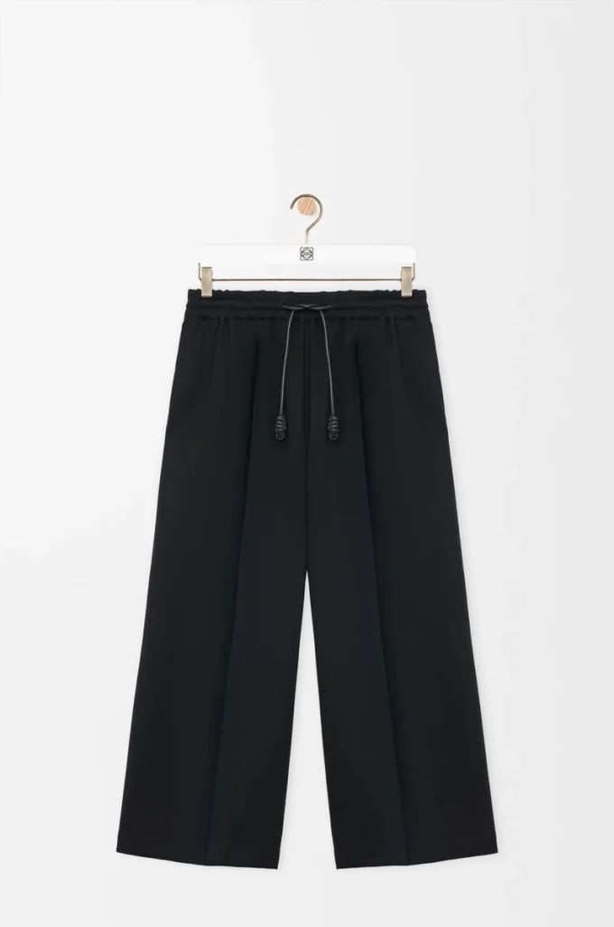Pantalones cropped de viscosa elástica. Negro Pantalones cropped de viscosa elástica. Negro