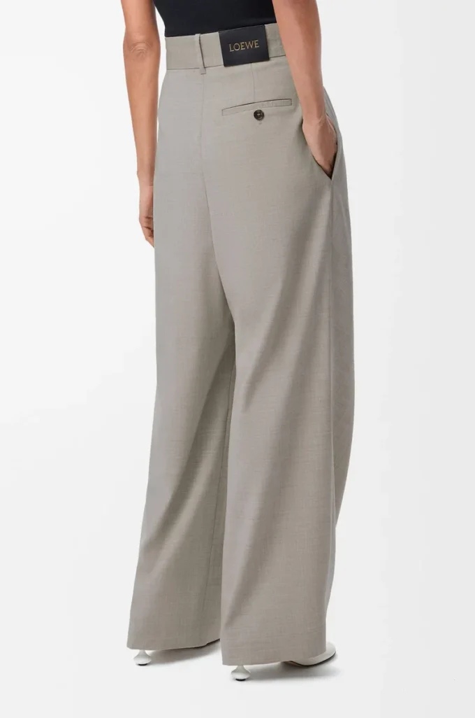 Pantalones cruzados de lana, color beige claro jaspeado Pantalones cruzados de lana, color beige claro jaspeado