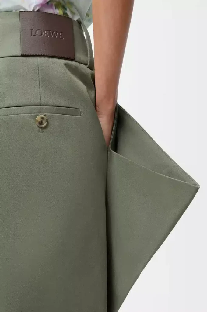 Pantalones de algodón verde caqui Pantalones de algodón verde caqui
