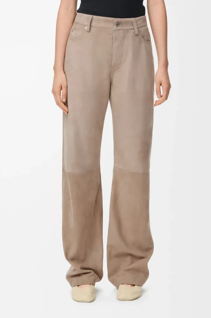 Pantalones de piel de cabra anteada. Beige oscuro. Pantalones de piel de cabra anteada. Beige oscuro.