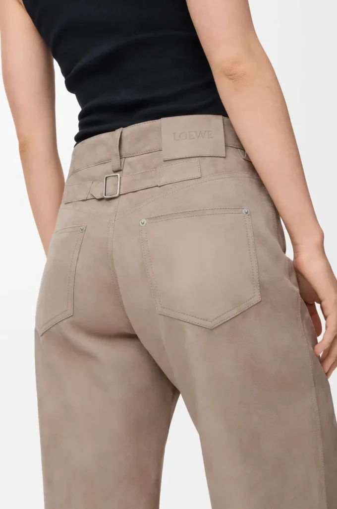 Pantalones de piel de cabra anteada. Beige oscuro. Pantalones de piel de cabra anteada. Beige oscuro.
