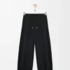 Pantalones de tejido técnico Negro Pantalones de tejido técnico Negro