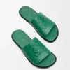 Sandalias Flex Anagram de piel de becerro suave, color verde Sandalias Flex Anagram de piel de becerro suave, color verde