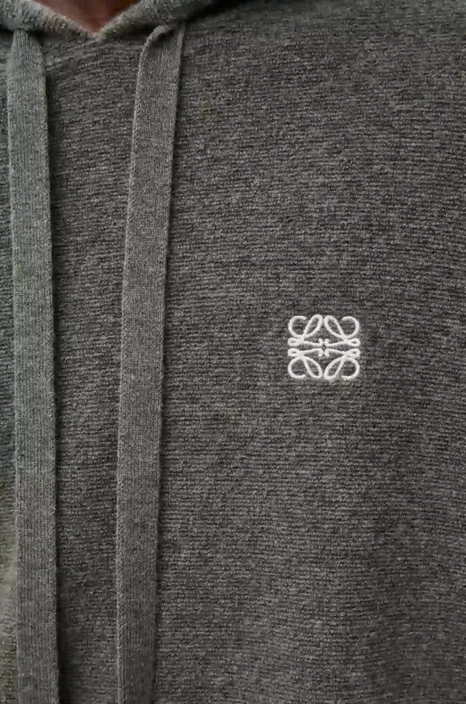 Sudadera con capucha de lana gris Sudadera con capucha de lana gris