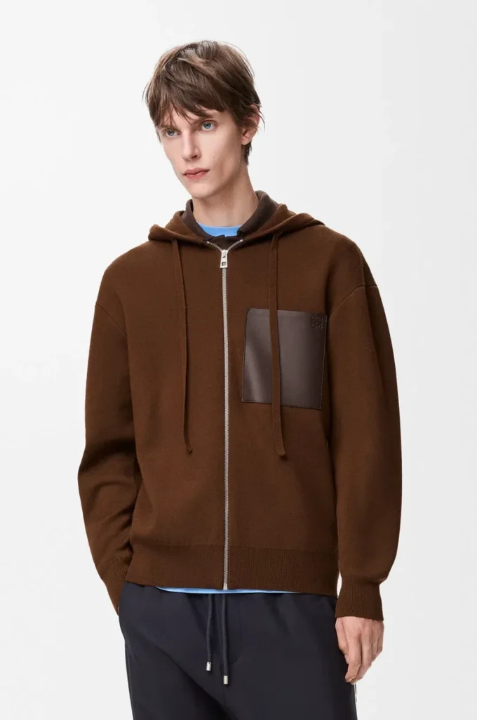 Sudadera con capucha y cremallera de lana marrón Sudadera con capucha y cremallera de lana marrón