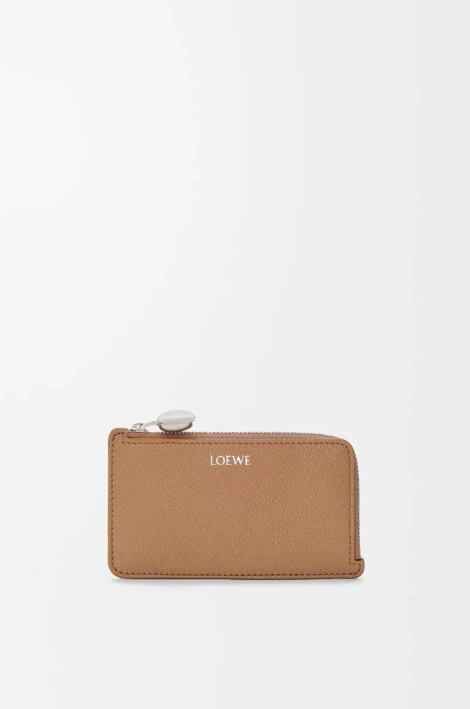 Tarjetero con monedero Pebble en piel de becerro granulada Pebble Mocha Tarjetero con monedero Pebble en piel de becerro granulada Pebble Mocha