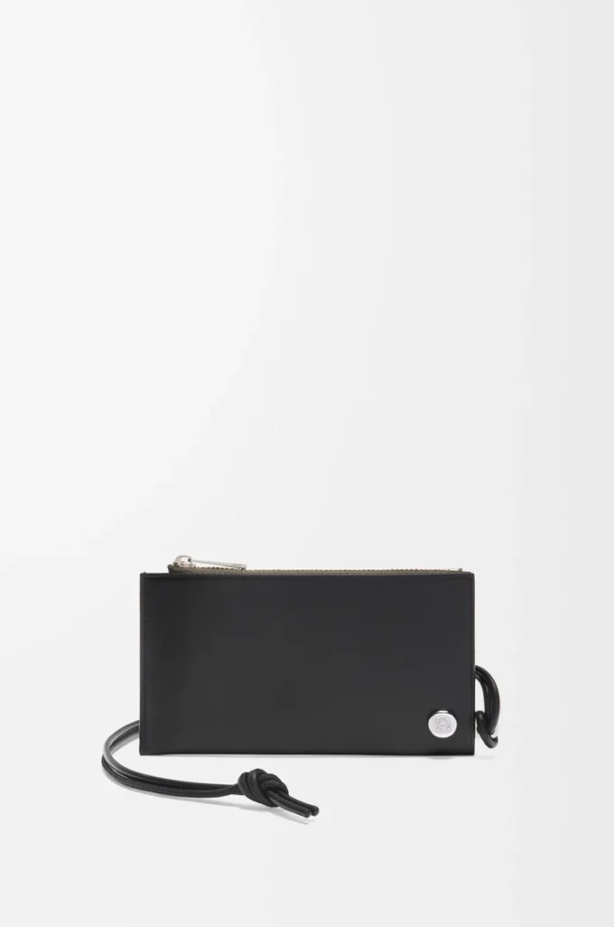 Tarjetero con monedero Pebble Slider en piel de becerro napa brillante negro/caqui oscuro Tarjetero con monedero Pebble Slider en piel de becerro napa brillante negro/caqui oscuro