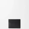 Tarjetero liso Puzzle en piel de becerro granulada flexible. Negro Tarjetero liso Puzzle en piel de becerro granulada flexible. Negro