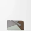 Tarjetero monedero Puzzle en piel de becerro clásica marrón invierno/gris ceniza Tarjetero monedero Puzzle en piel de becerro clásica marrón invierno/gris ceniza