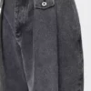 Vaqueros en denim negro Vaqueros en denim negro