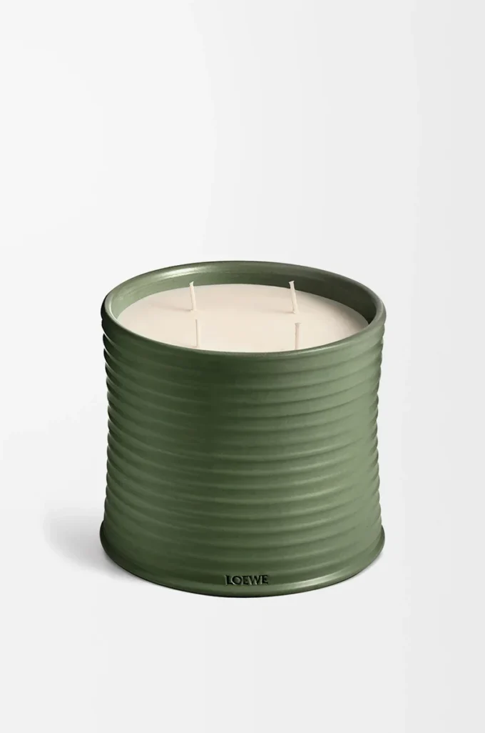 Vela grande con aroma a marihuana, verde oscuro