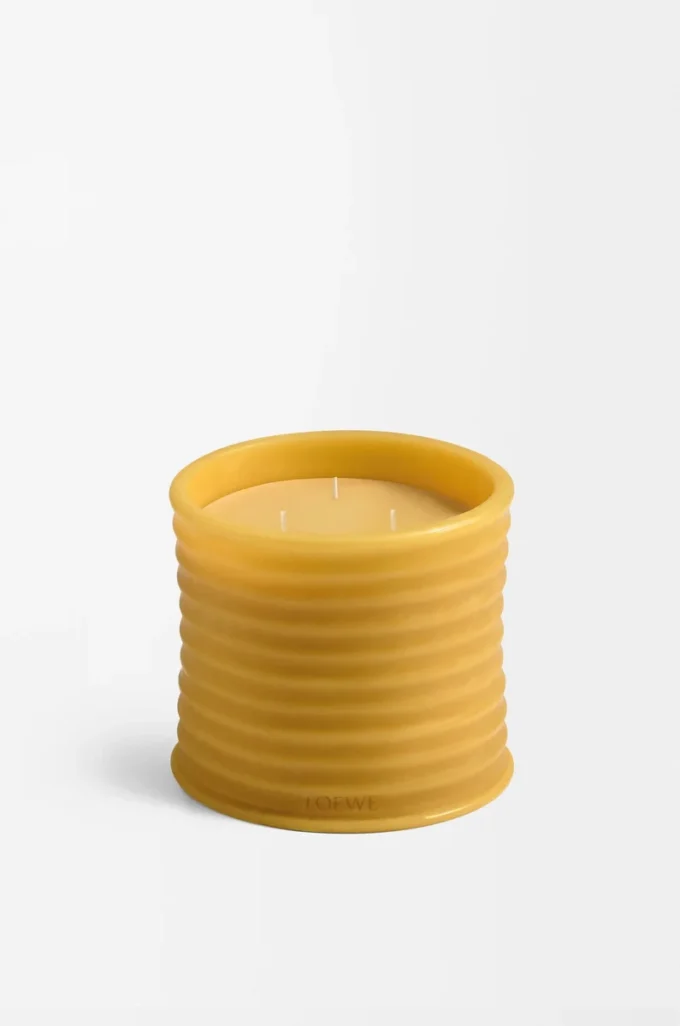 Vela mediana de cera de abeja amarilla