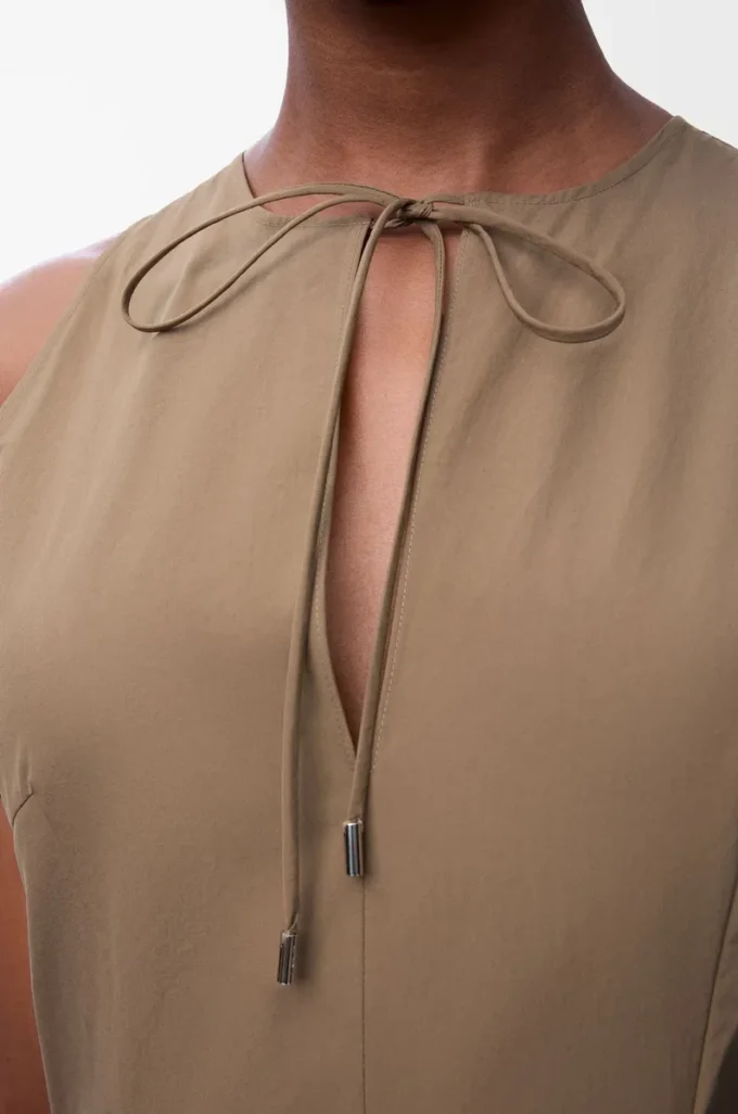 Vestido cruzado de algodón Beige