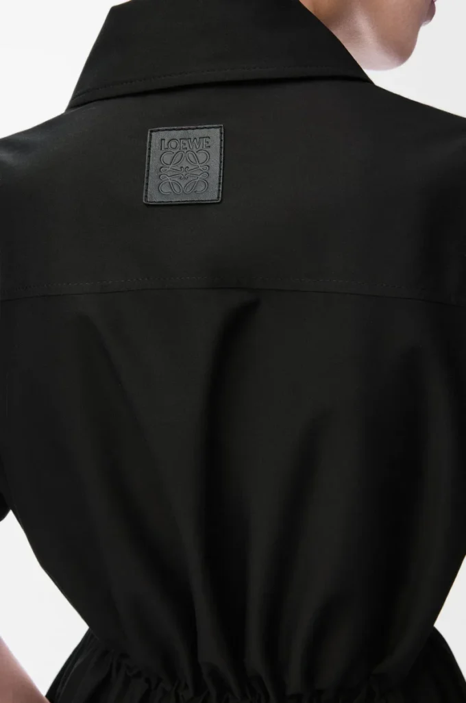 Vestido de manga corta de algodón y seda negro