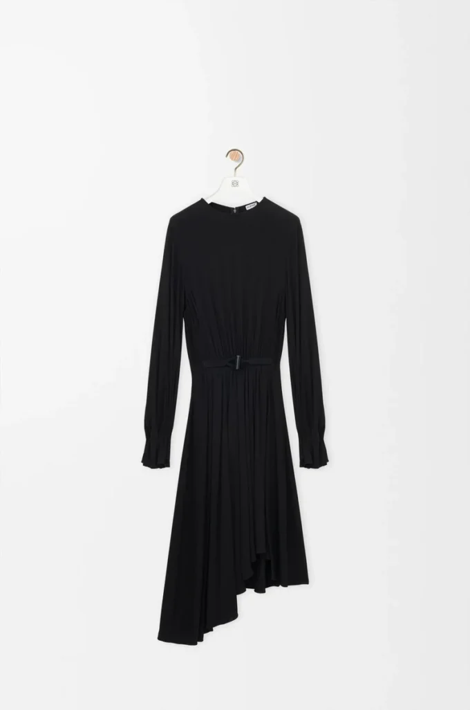 Vestido de viscosa negro Vestido de viscosa negro