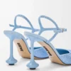 Zapatos de salón con correa al tobillo Toy en ante azul bebé adornado con pedrería Zapatos de salón con correa al tobillo Toy en ante azul bebé adornado con pedrería